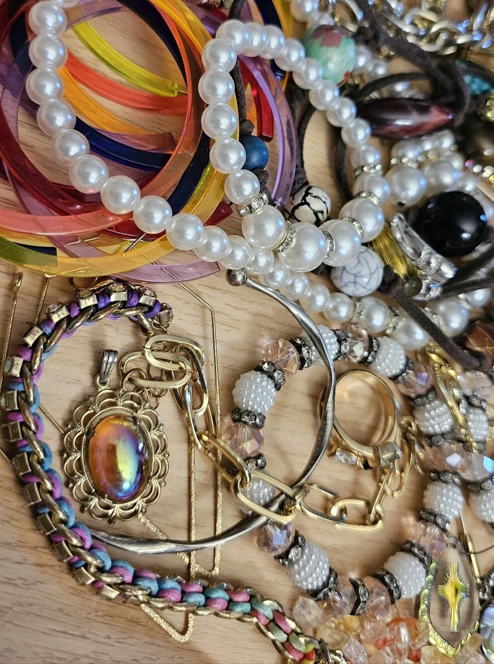 Womens Bulk Jewelry Bundle Lot Collection DIY scrap beads stones costume fashion